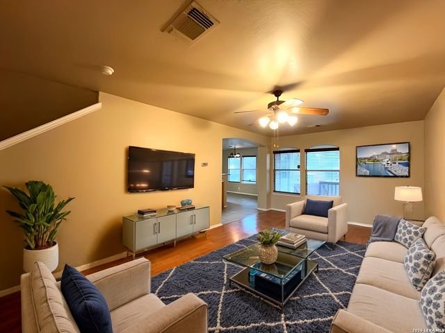 5530 Tomas Circle, San Antonio, TX 78240