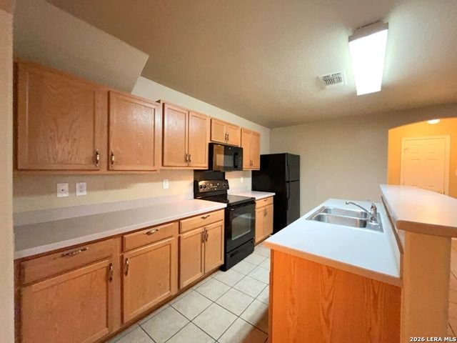 5530 Tomas Circle, San Antonio, TX 78240
