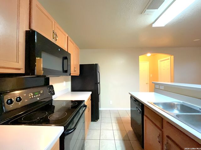 5530 Tomas Circle, San Antonio, TX 78240