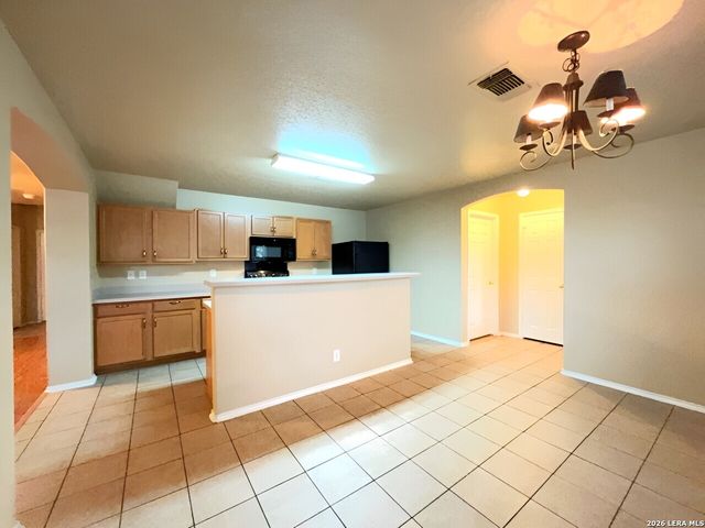 5530 Tomas Circle, San Antonio, TX 78240