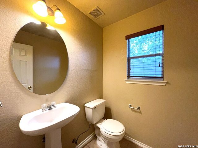 5530 Tomas Circle, San Antonio, TX 78240