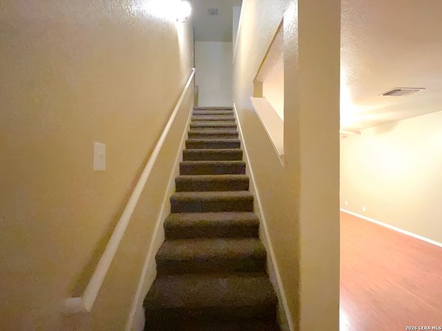 5530 Tomas Circle, San Antonio, TX 78240