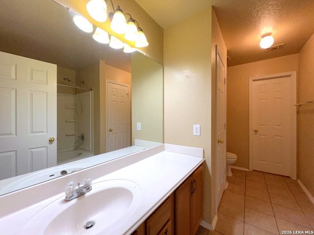 5530 Tomas Circle, San Antonio, TX 78240