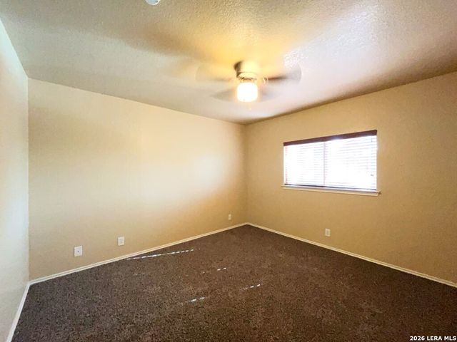 5530 Tomas Circle, San Antonio, TX 78240