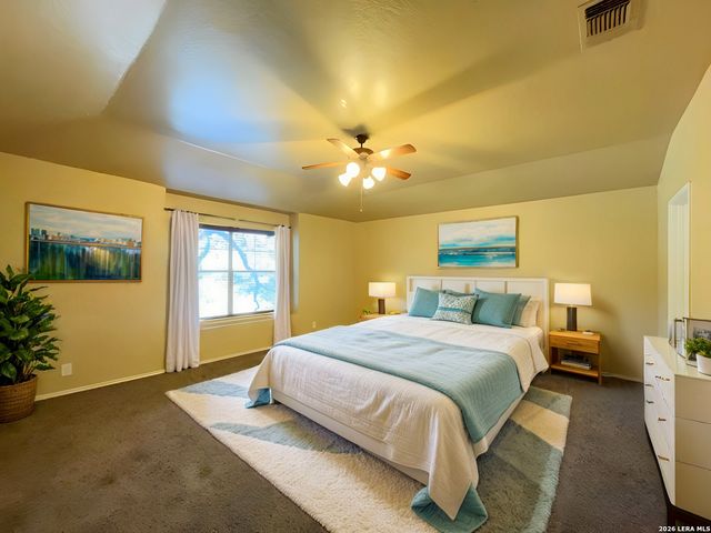 5530 Tomas Circle, San Antonio, TX 78240