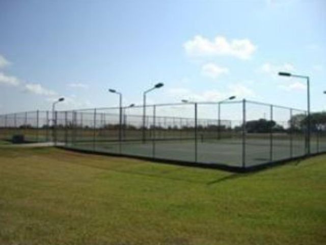 497 Brahman Trail, Angleton, TX 77515