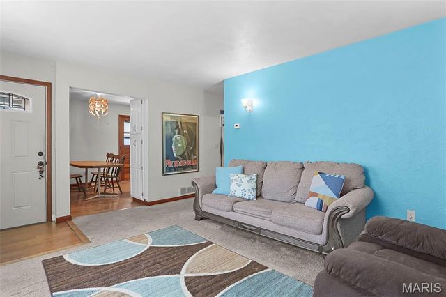 3501 Bloomer Drive, Alton, IL 62002