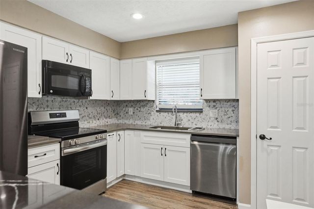 913 CANDLEBROOK LANE, Brooksville, FL 34601