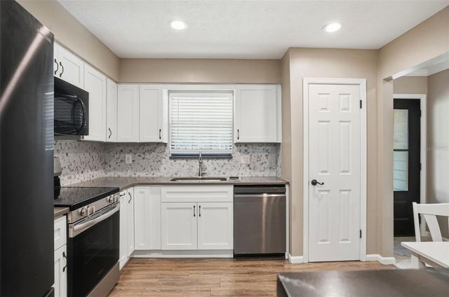 913 CANDLEBROOK LANE, Brooksville, FL 34601