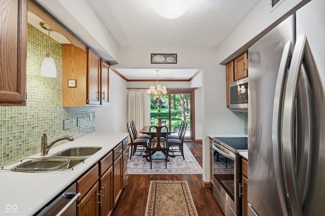 9248 Golden Woods Drive, Indianapolis, IN 46268