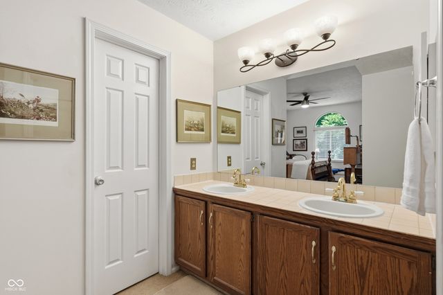 9248 Golden Woods Drive, Indianapolis, IN 46268