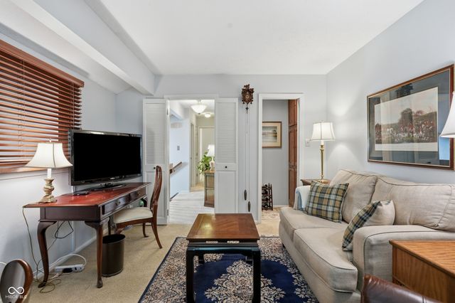 9248 Golden Woods Drive, Indianapolis, IN 46268