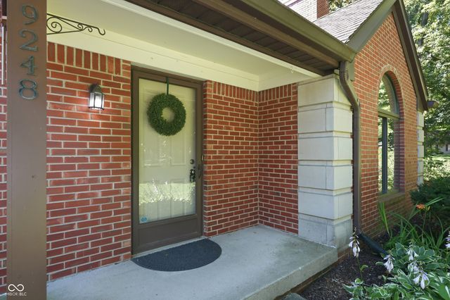 9248 Golden Woods Drive, Indianapolis, IN 46268