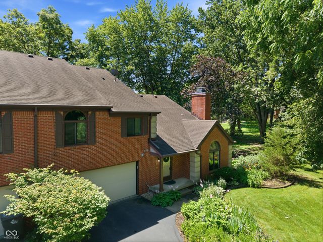 9248 Golden Woods Drive, Indianapolis, IN 46268