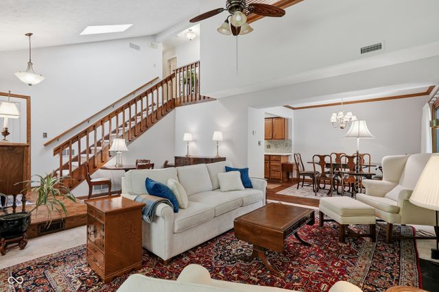 9248 Golden Woods Drive, Indianapolis, IN 46268