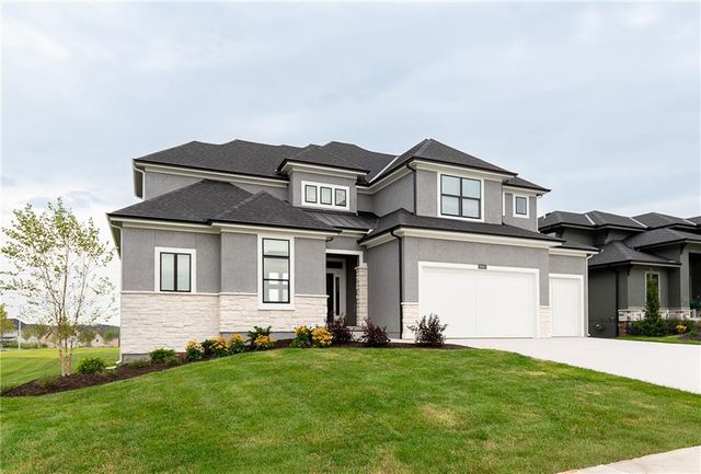 18601 Mohawk Lane, Overland Park, KS 66085