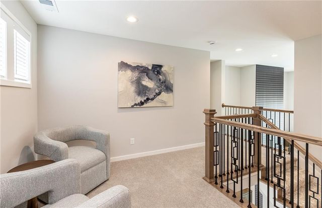 18601 Mohawk Lane, Overland Park, KS 66085