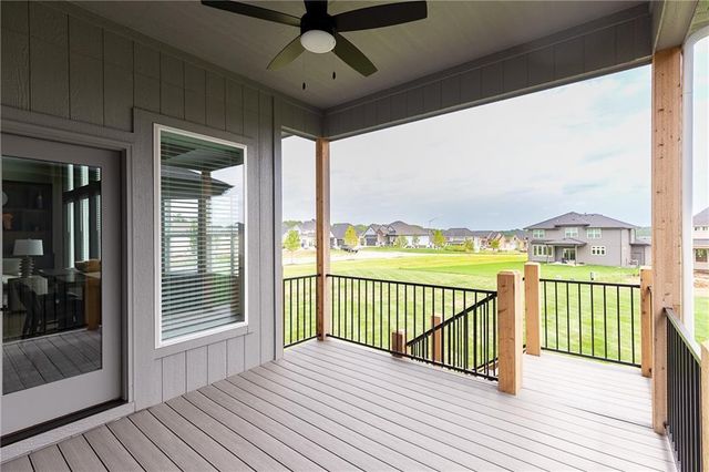 18601 Mohawk Lane, Overland Park, KS 66085