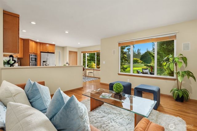 12242 Championship Circle, Mukilteo, WA 98275