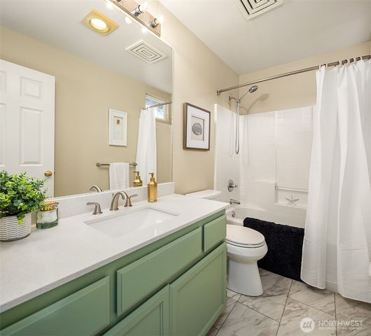 12242 Championship Circle, Mukilteo, WA 98275