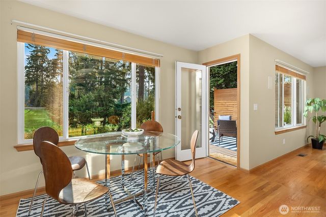 12242 Championship Circle, Mukilteo, WA 98275
