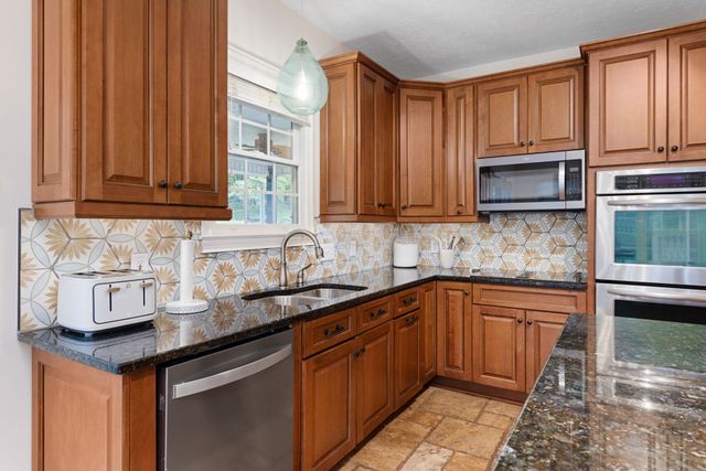 120 Wynbrooke Trce, Hendersonville, TN 37075