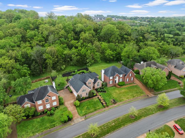 120 Wynbrooke Trce, Hendersonville, TN 37075