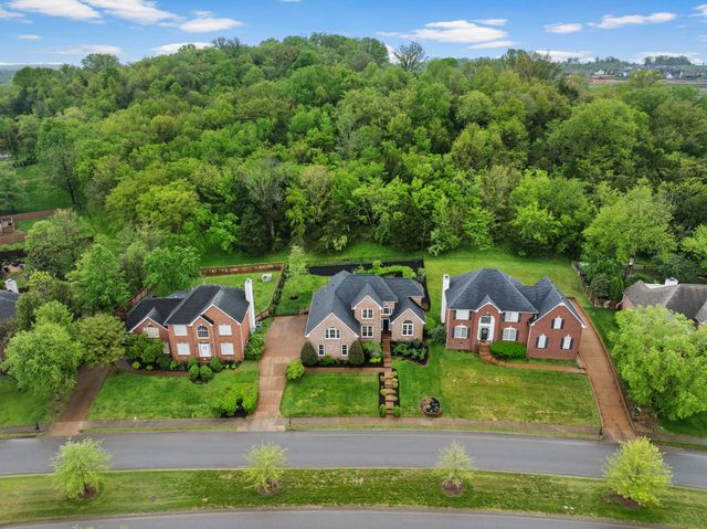 120 Wynbrooke Trce, Hendersonville, TN 37075