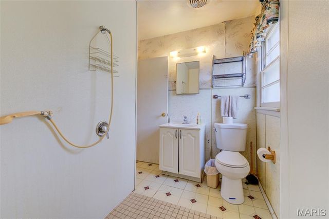 38 Marie Drive, St Charles, MO 63301