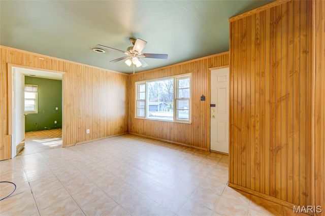 38 Marie Drive, St Charles, MO 63301