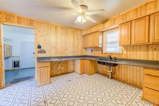 38 Marie Drive, St Charles, MO 63301