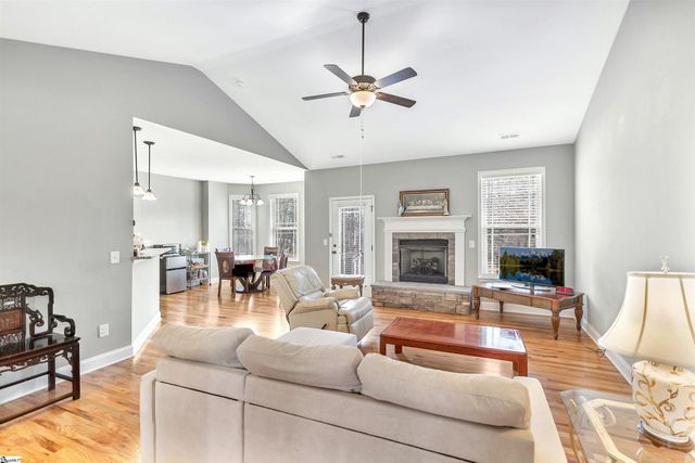 34 Ione Circle, Williamston, SC 29697