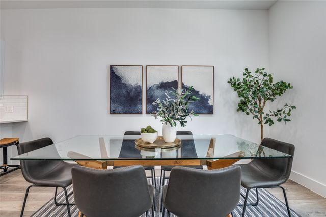 631 N Tyler Street 302, Dallas, TX 75208