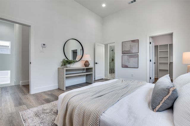631 N Tyler Street 302, Dallas, TX 75208