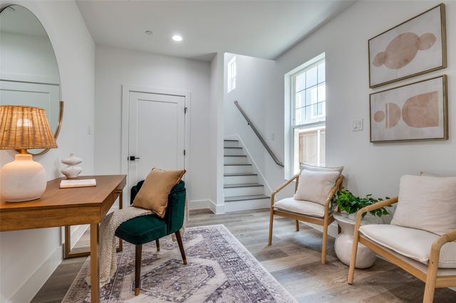 631 N Tyler Street 302, Dallas, TX 75208