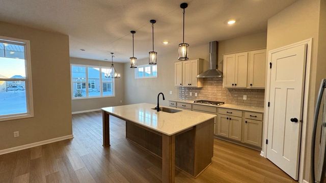 1278 149th Street W, Rosemount, MN 55068