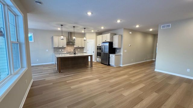 1278 149th Street W, Rosemount, MN 55068