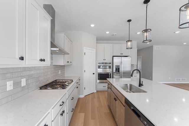 1278 149th Street W, Rosemount, MN 55068