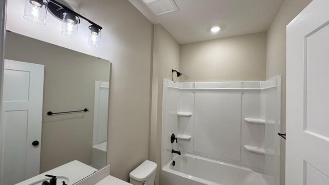 1278 149th Street W, Rosemount, MN 55068