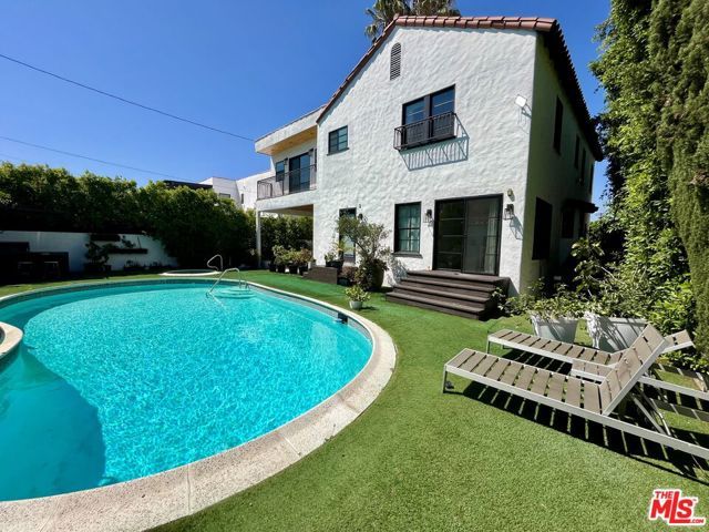 6112 Maryland Drive, Los Angeles, CA 90048