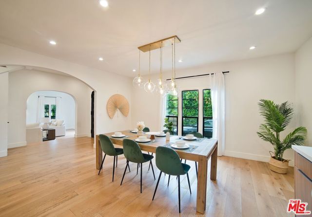 6112 Maryland Drive, Los Angeles, CA 90048