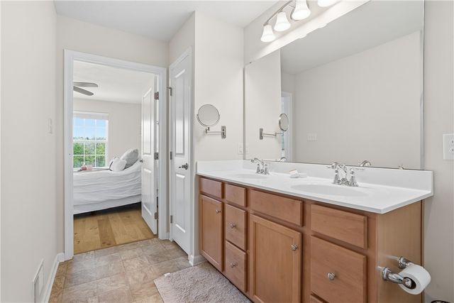 212 Saddle Ridge Dr, North Fayette, PA 15071