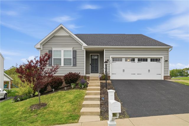 212 Saddle Ridge Dr, North Fayette, PA 15071