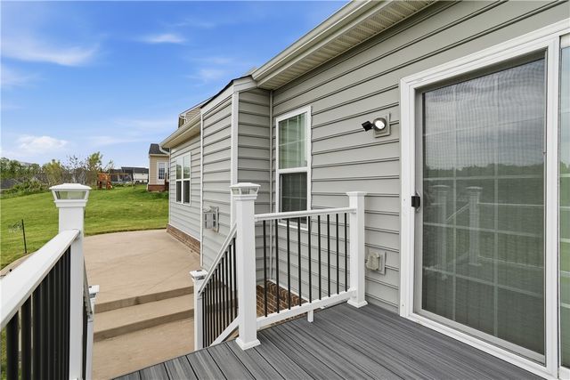 212 Saddle Ridge Dr, North Fayette, PA 15071