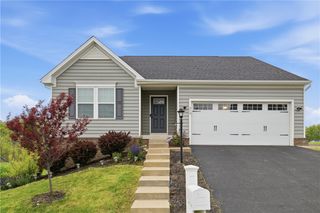 212 Saddle Ridge Dr, North Fayette, PA 15071