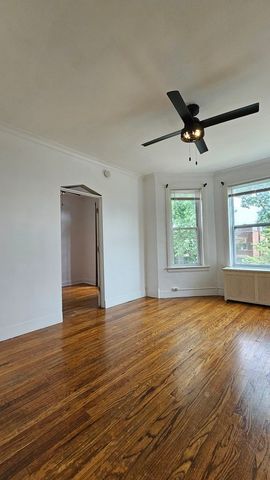 1928 Harvey Avenue 2, Berwyn, IL 60402