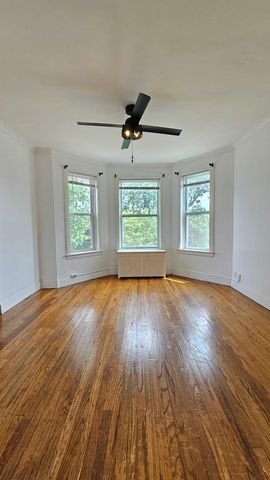 1928 Harvey Avenue 2, Berwyn, IL 60402