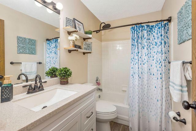 90 Creekwood Drive, 4, Wilder, KY 41071