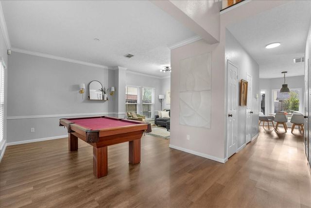 311 Welford Lane, Highlands, TX 77562