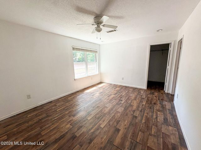 814 E Railroad Street, Gulfport, MS 39501